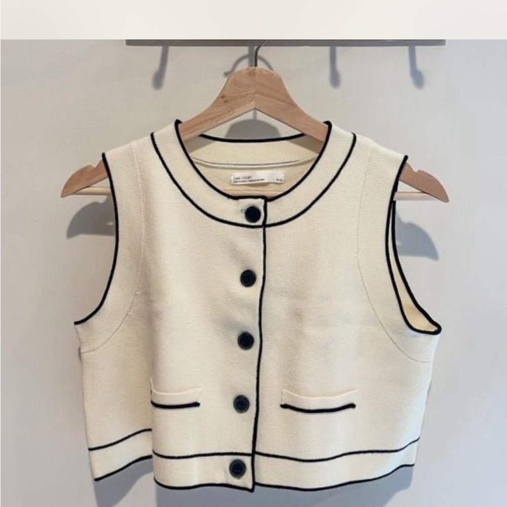 OAK + FORT Cream and Black Sweater Vest Sleeveless Top, Size M